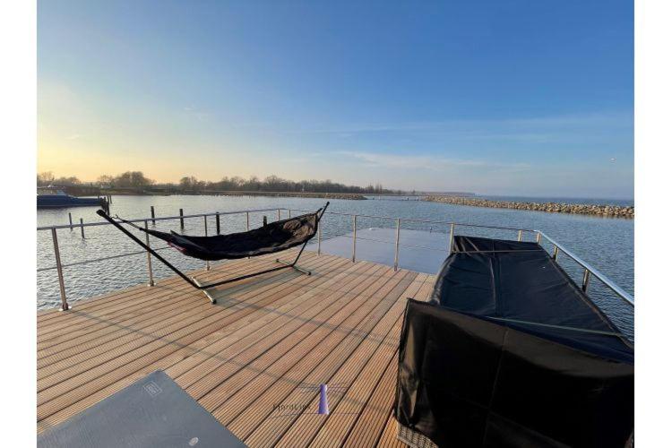 Hausboot Fjord Haven Mit Biosauna In บาร์ท ภายนอก รูปภาพ