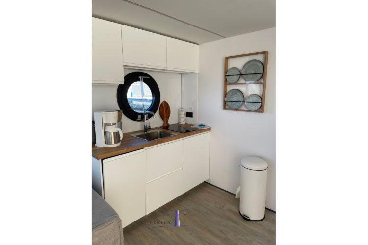 Hausboot Fjord Haven Mit Biosauna In บาร์ท ภายนอก รูปภาพ